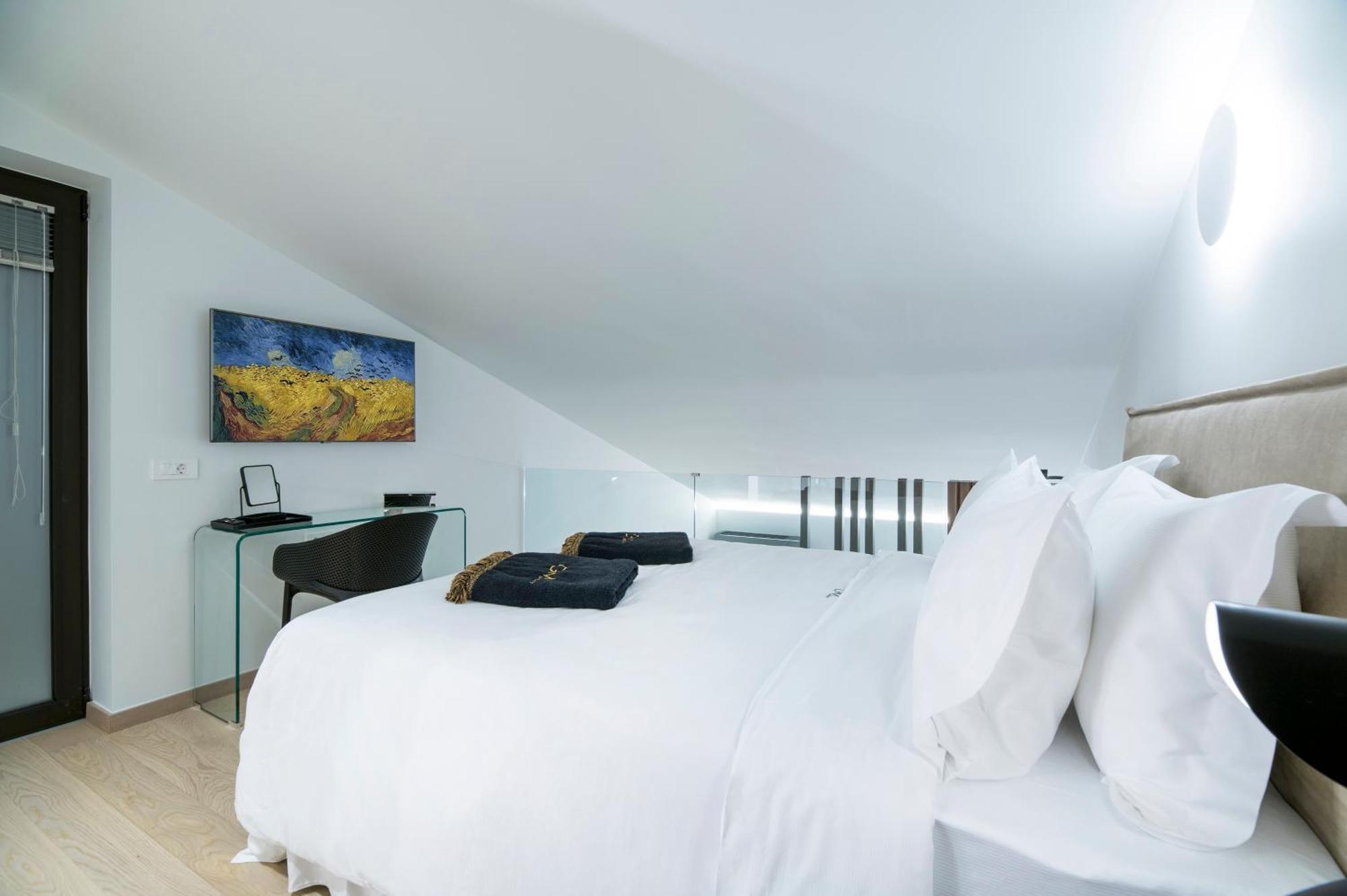 Gm Exclusive Luxury Suites & Spa Sitia  Bagian luar foto
