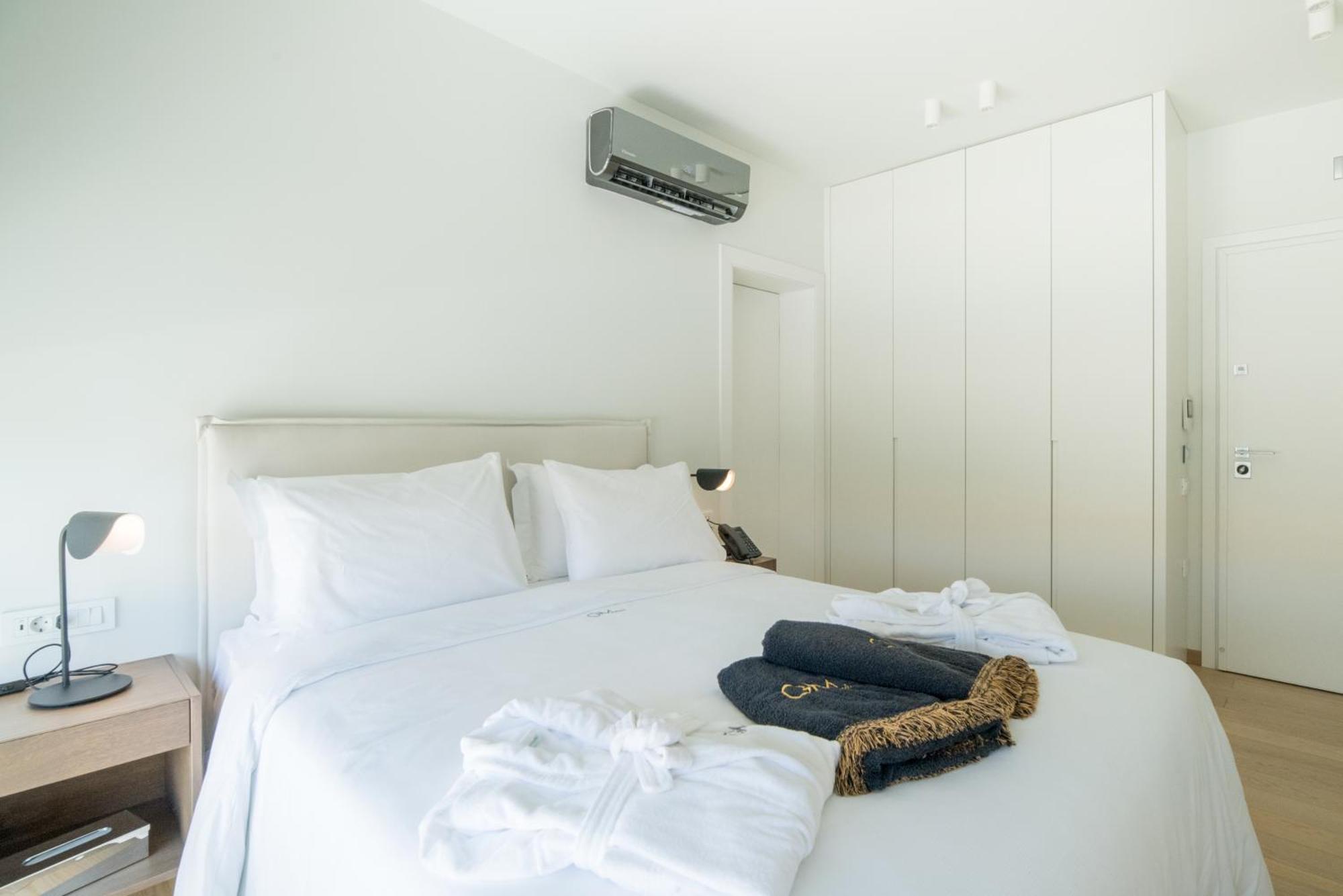 Gm Exclusive Luxury Suites & Spa Sitia  Bagian luar foto